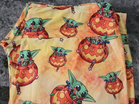 *Charlies Project Baby Yoda Pumpkin Legging Fashion